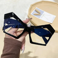 Vintage Style Sunglasses – European Retro UV400 Summer Shades 🕶️