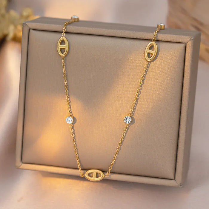 White diamond pig-nose titanium steel women's exquisite Chain Set ✨