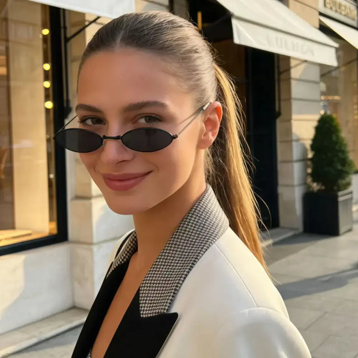 Women's  Summer Sunglasses – Sun Protection & Lightweight Design 🕶️